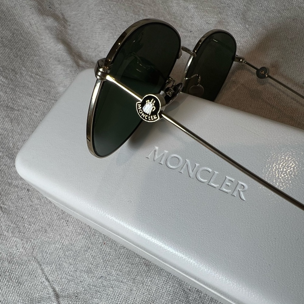 Moncler Black Aviator Sunglasses with White Case - Picture 2 of 9